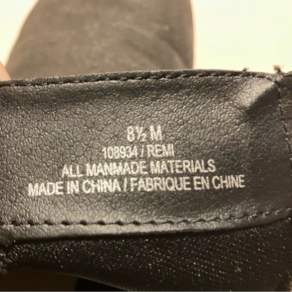 Sonoma Goods For Life, Therese Ankle Boots - Women's Size 8.5 (Brown Suede)​​ - Picture 2 of 6